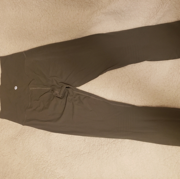 lulu🍋 align leggings - Picture 2 of 4